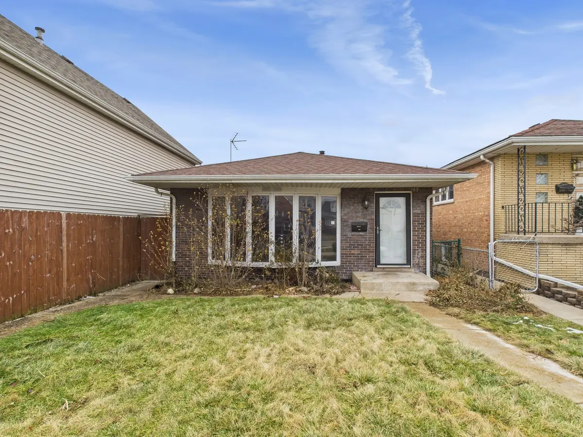 5024 S Lockwood Avenue, Chicago, IL 60638 - Image #1