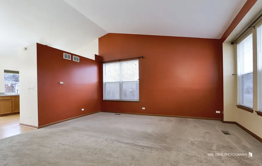 444 E Camden Lane, Round Lake Beach, IL 60073 - Image #2