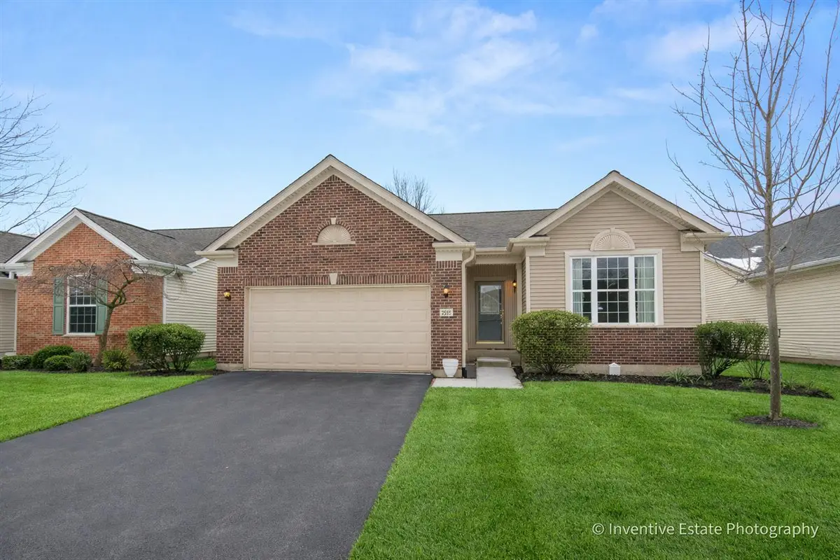 2595 Venetian Lane, Elgin, IL 60124 - Image #1