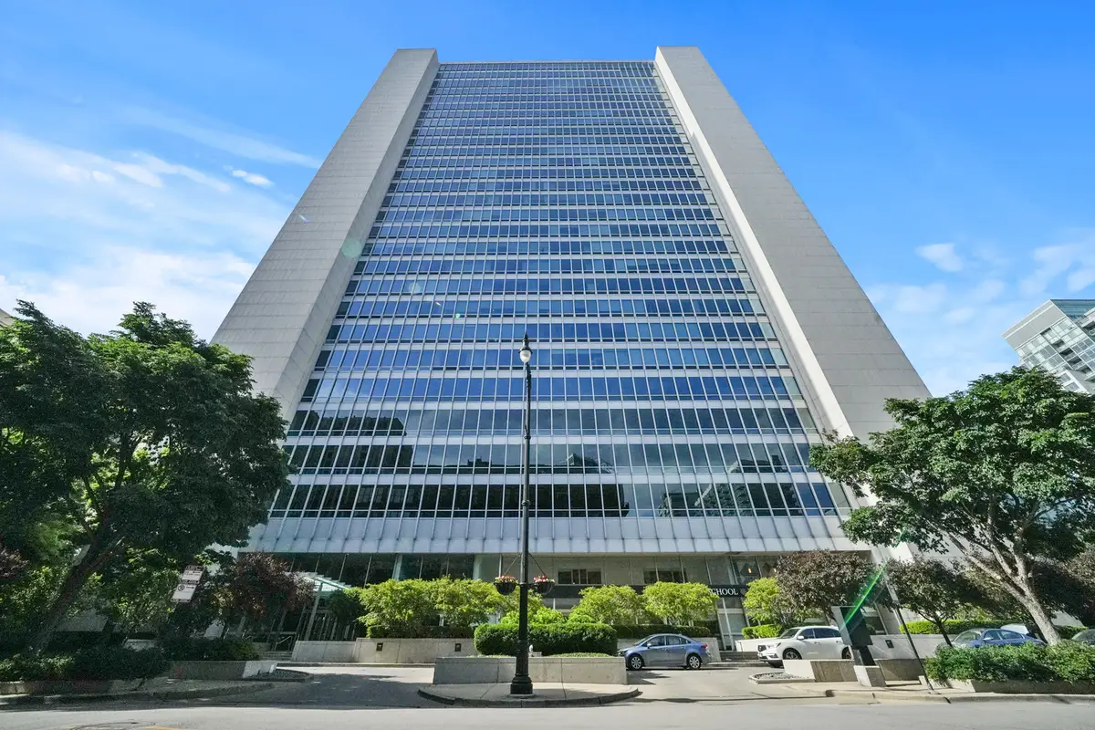 500 W Superior Street #602, Chicago, IL 60654 - Image #1