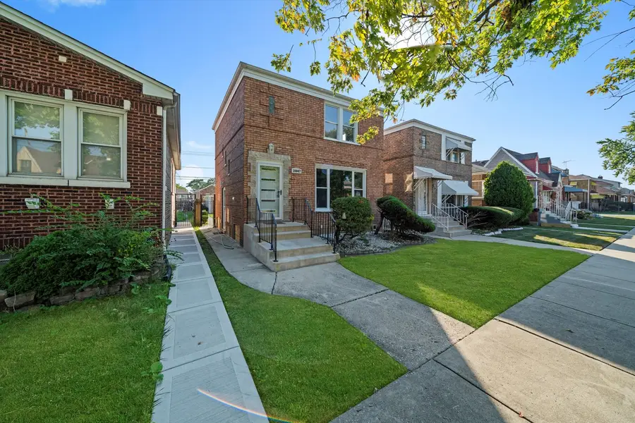 10047 S Calumet Avenue, Chicago, IL 60628 - Image #2