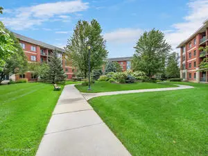 Address Withheld By Seller, Lombard, IL 60148 - Image #2