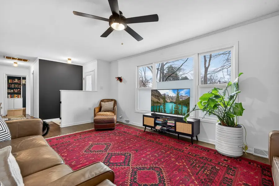 714 E Eisenhower Avenue, Palatine, IL 60074 - Image #3