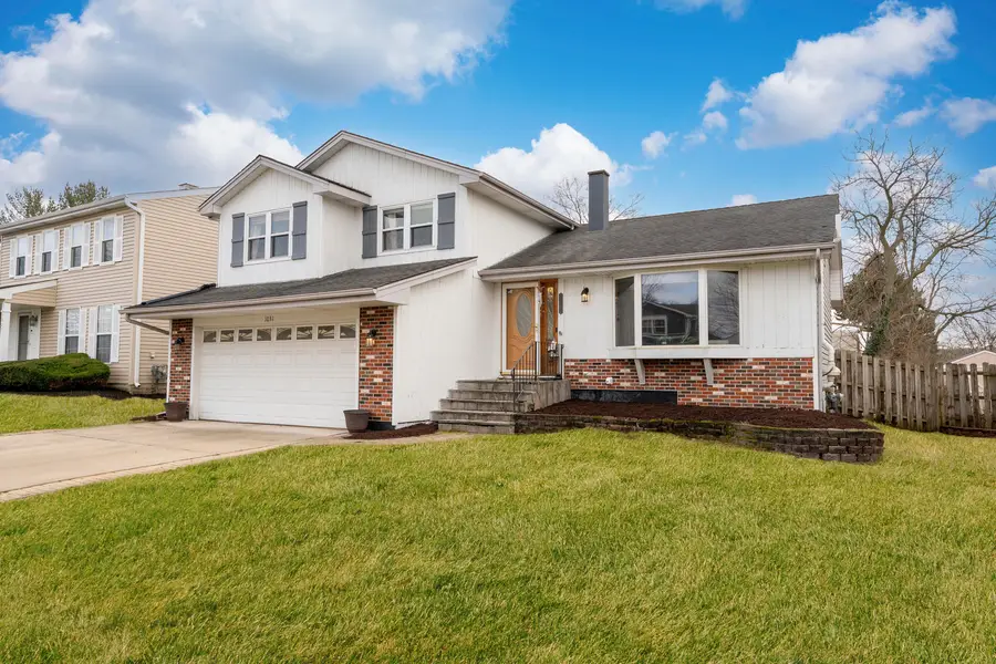 1031 W Shedron Way, Lombard, IL 60148 - Image #2