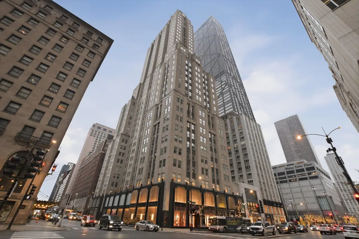 159 E Walton Place #13A, Chicago, IL 60611 - Image #1