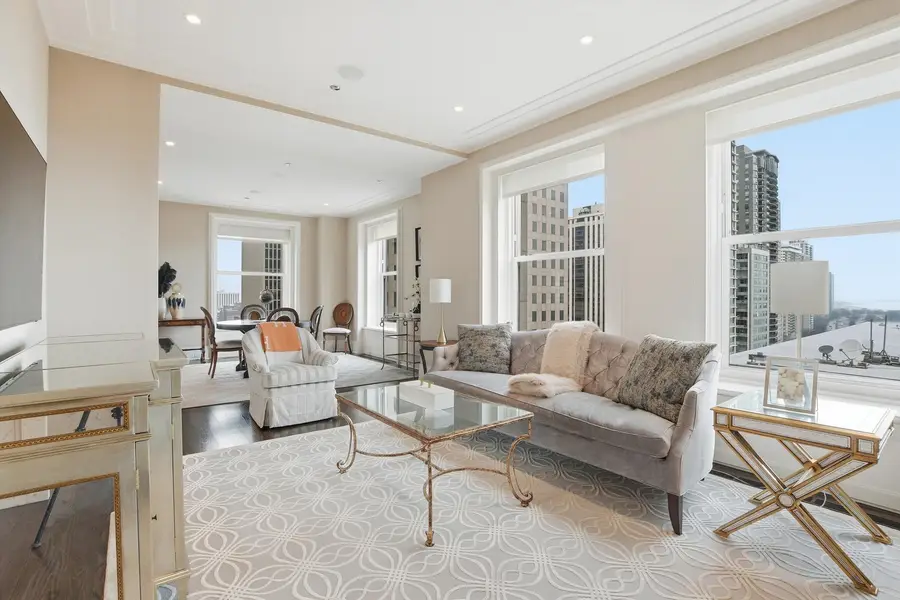 159 E Walton Place #13A, Chicago, IL 60611 - Image #2