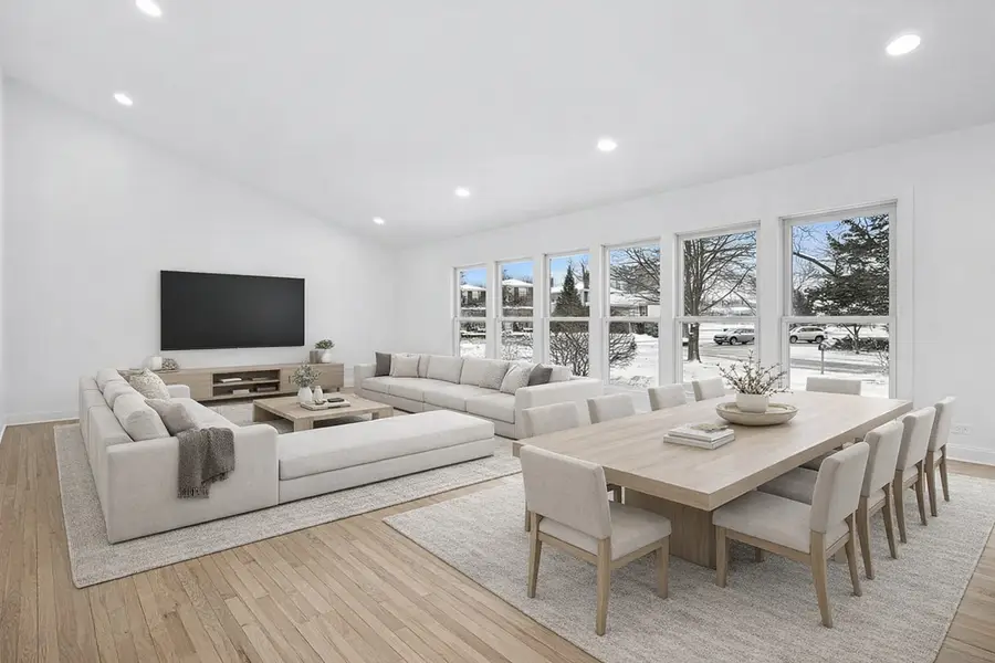 4018 Yorkshire Court, Northbrook, IL 60062 - Image #3