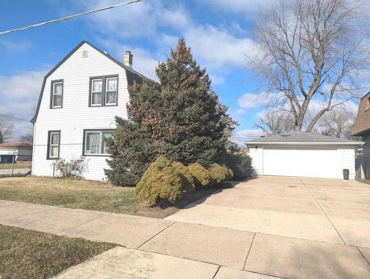 5708 84 Place, Burbank, IL 60459 - Image #1