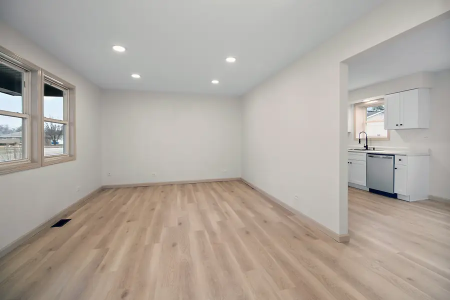 1320 S 3rd Avenue, Kankakee, IL 60901 - Image #3