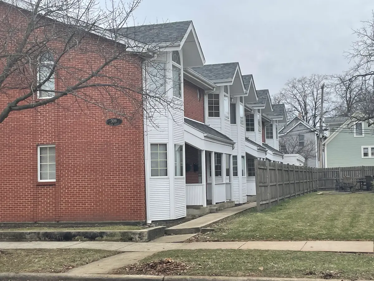 309 Elgin Avenue #D, Forest Park, IL 60130 - Image #1