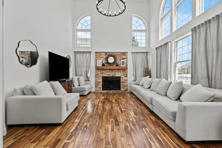 459 Glover Drive, North Aurora, IL 60542 - Image #3