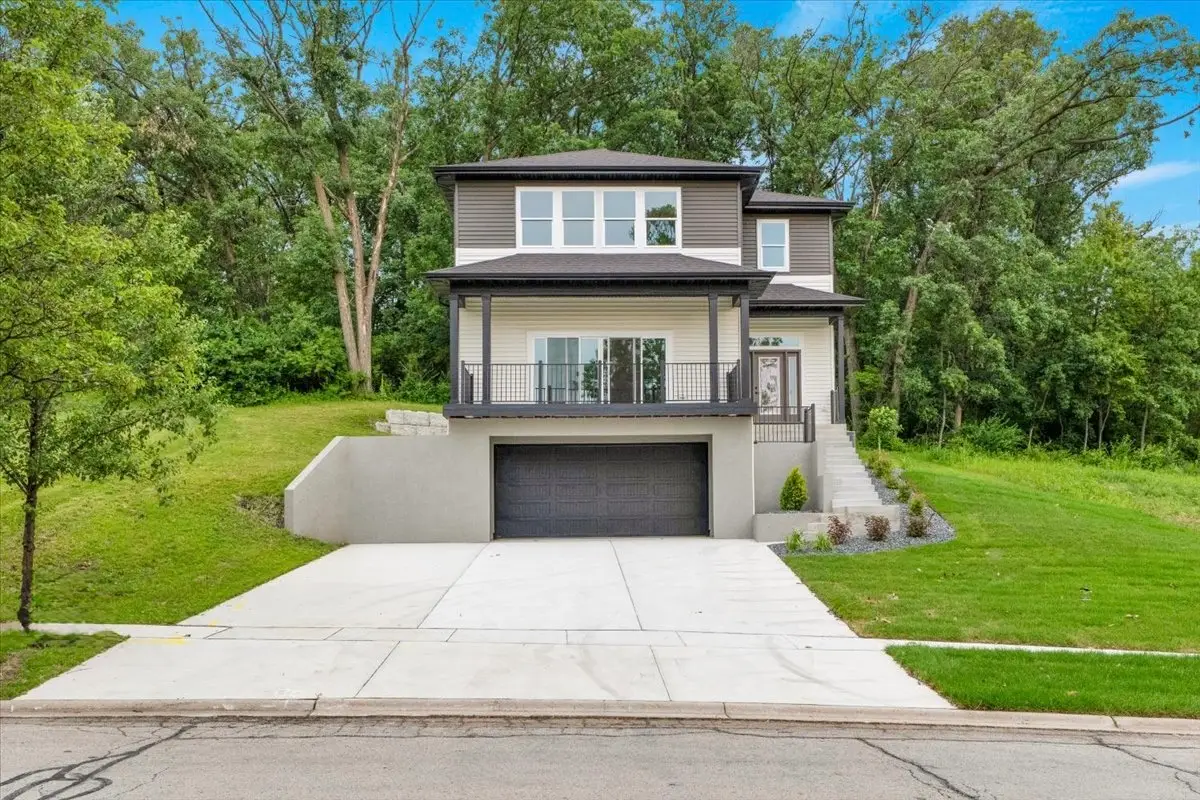 105 Northfield Drive, Minooka, IL 60447 - #1