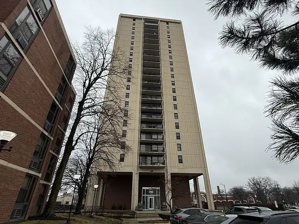 2901 S Michigan Avenue #1803-4, Chicago, IL 60616