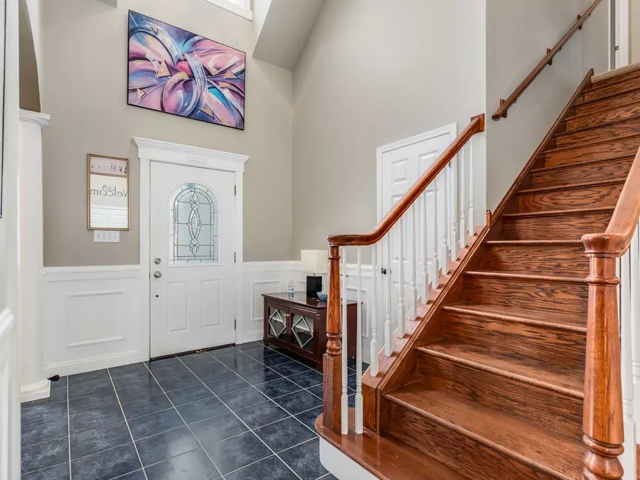 688 Fox Hollow, Dekalb, IL 60115 - Image #2