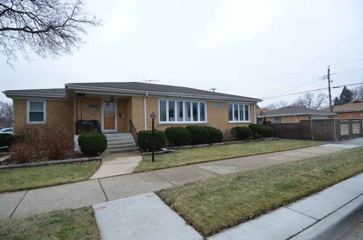 7235 W Barry Avenue, Chicago, IL 60707 - Image #1