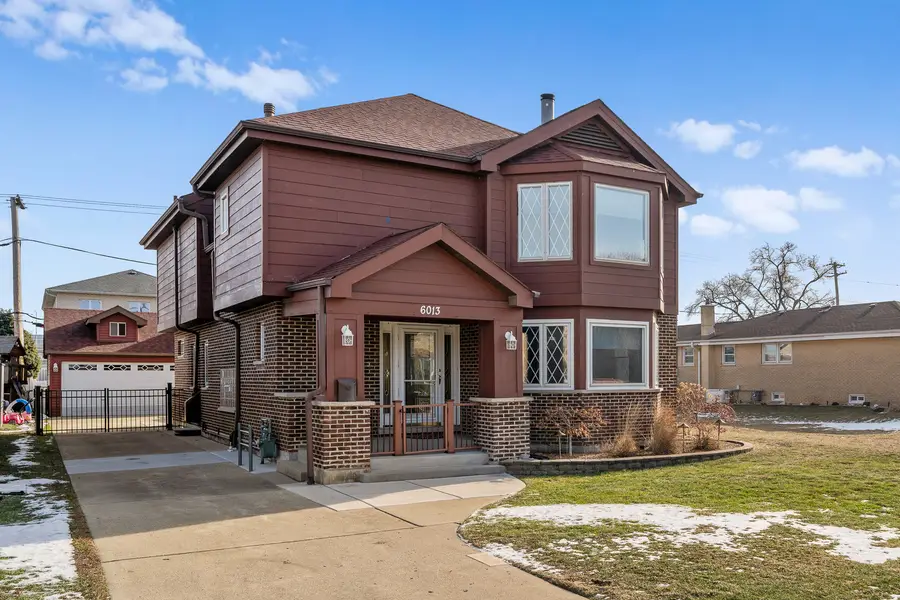 6013 N Emerson Street, Rosemont, IL 60018 - Image #2