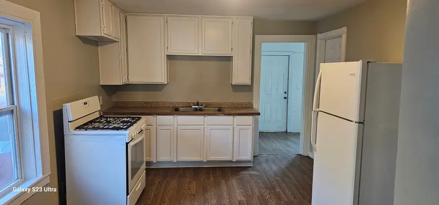 138 N Woodlawn Avenue, Aurora, IL 60506 - Image #3