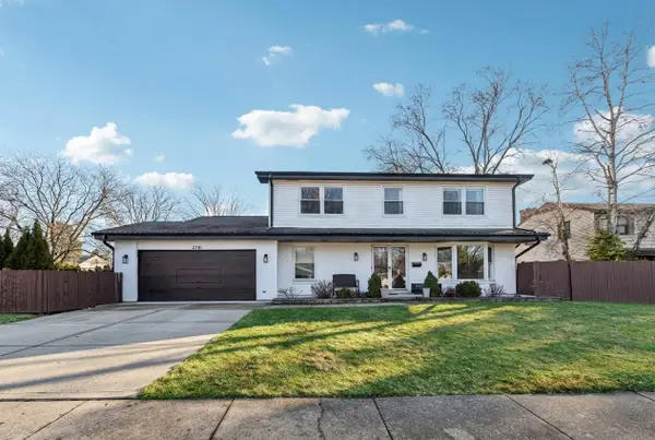 2301 Malik Court, Glenview, IL 60025