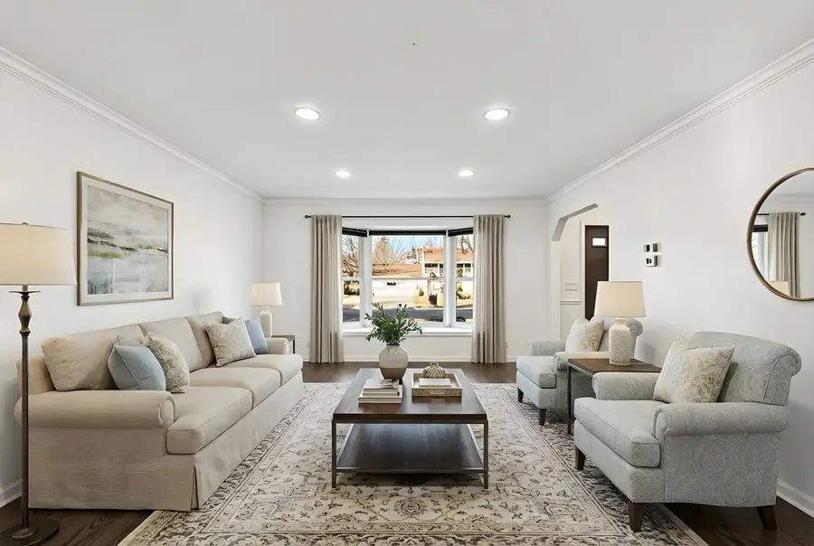 2301 Malik Court, Glenview, IL 60025 - Image #3