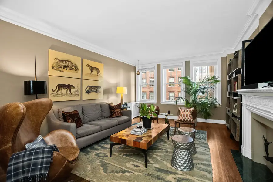 3300 N Lake Shore Drive #8D, Chicago, IL 60657 - Image #3