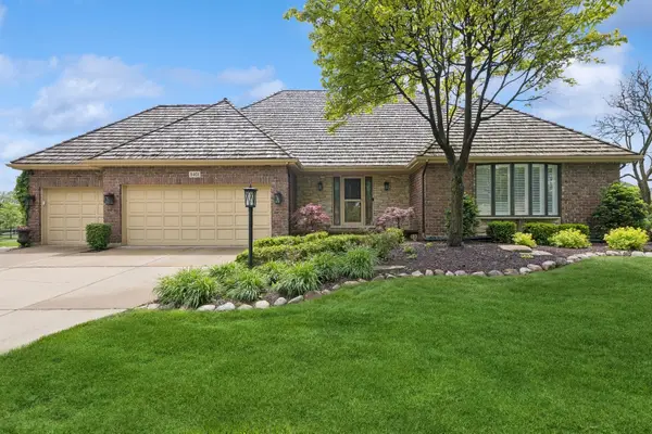 8401 Golfview Drive, Orland Park, IL 60462