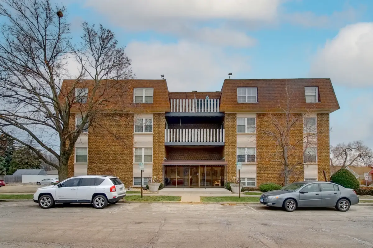 9146 Grand Avenue #2NE, Franklin Park, IL 60131 - Image #1