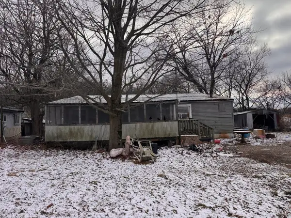 161 Wilbern Road, Washburn, IL 61570