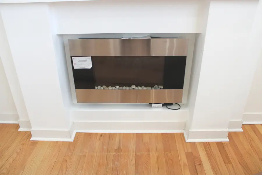 8312 S Kenwood Avenue, Chicago, IL 60619 - Image #3