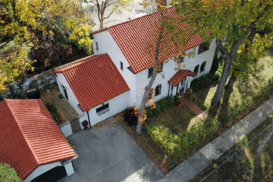 285 Vernon Avenue, Glencoe, IL 60022 - Image #2