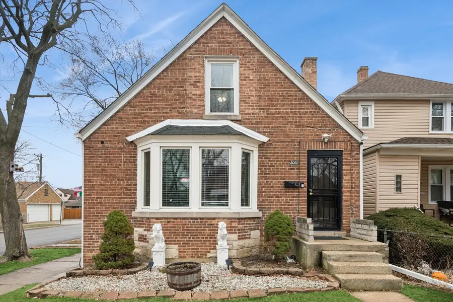 3067 N Neva Avenue, Chicago, IL 60634 - Image #2