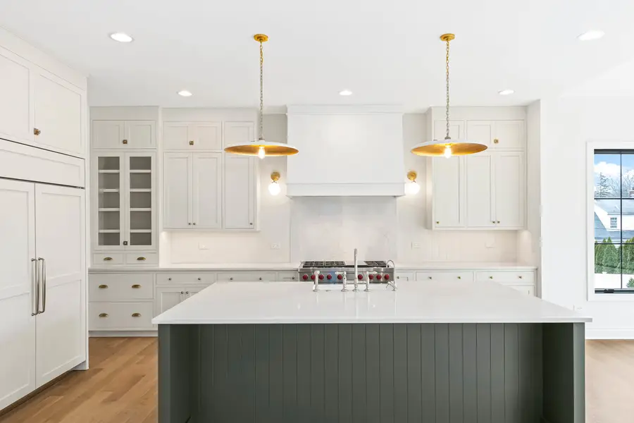 1310 N Eagle Street, Naperville, IL 60563 - Image #2