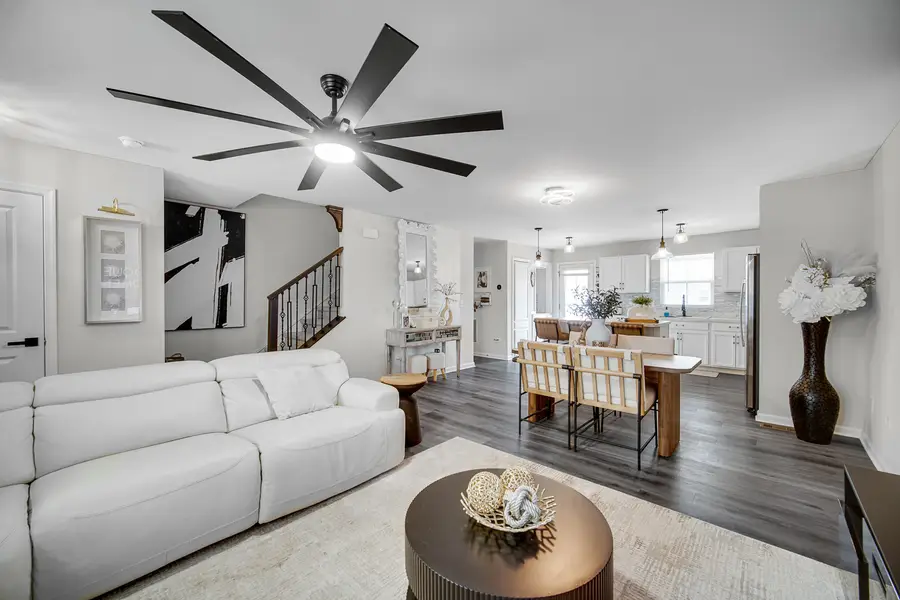 713 Wild Prairie Point, Hampshire, IL 60140 - Image #2