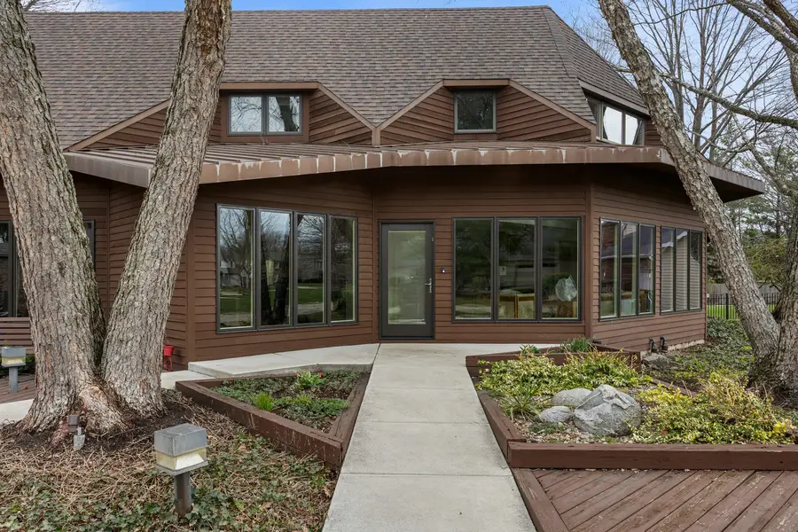 2402 N Nottingham Court, Champaign, IL 61821 - #3