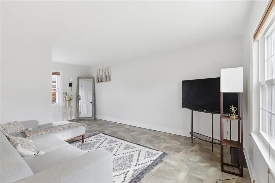 7802 W Victoria Street, Chicago, IL 60631 - Image #3