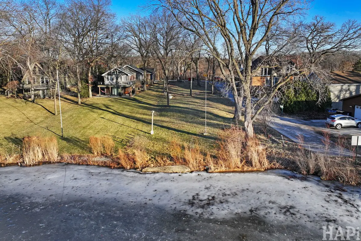 42028 N East Road, Antioch, IL 60002 - Image #1