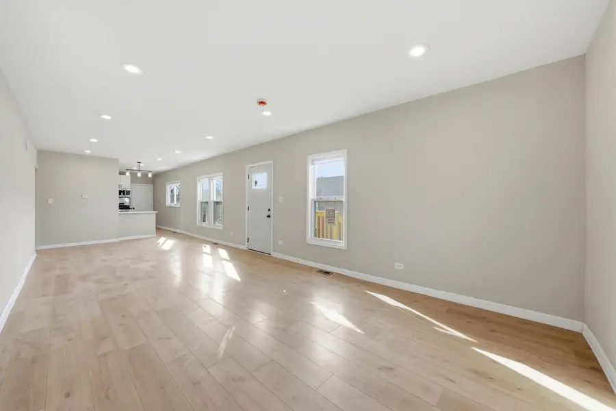 639 S 12th Avenue, Maywood, IL 60153 - #3