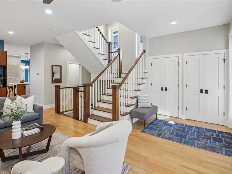 4542 N Leavitt Street, Chicago, IL 60625 - Image #2