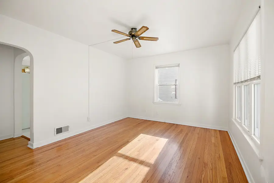 372 S Center Avenue, Bradley, IL 60915 - Image #2