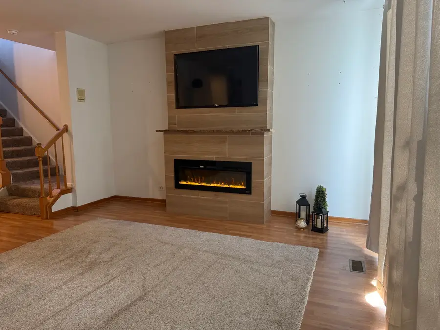 17817 W Salisbury Drive, Gurnee, IL 60031 - Image #3