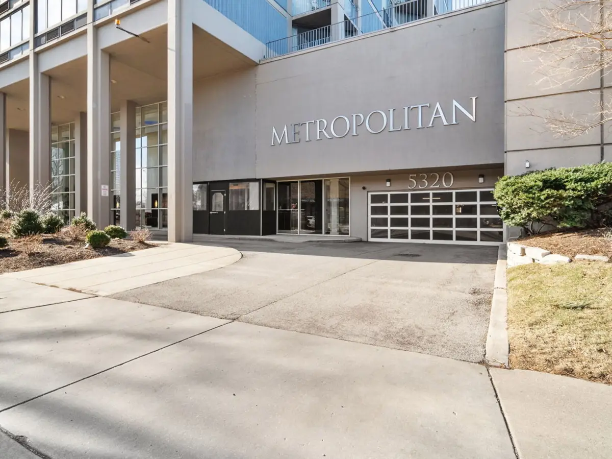 5320 N Sheridan Road #E8, Chicago, IL 60640 - Image #1