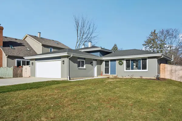 103 Pipers Drive, Bartlett, IL 60103