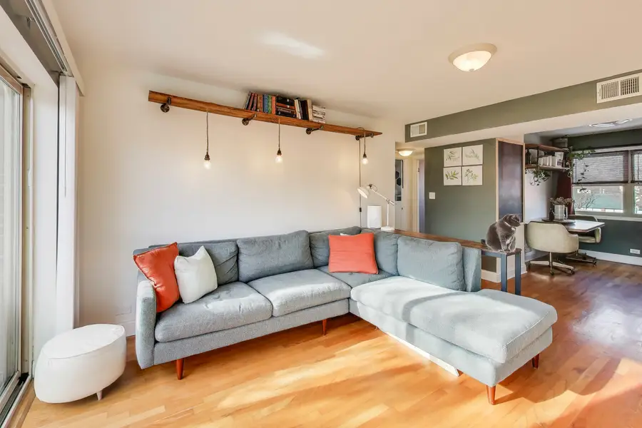 7531 N Damen Avenue #2, Chicago, IL 60645 - Image #3