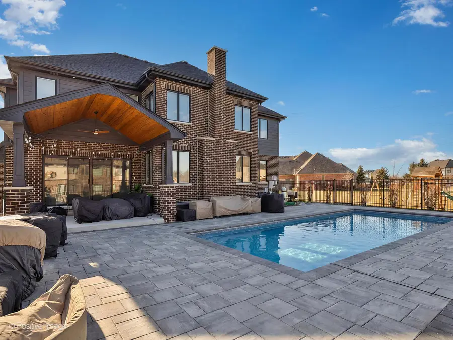 7844 Northwoods Court, Frankfort, IL 60423 - Image #3