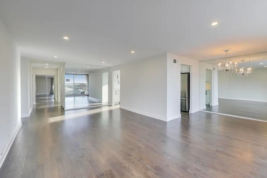 Address Withheld By Seller, Glenview, IL 60025 - Image #2