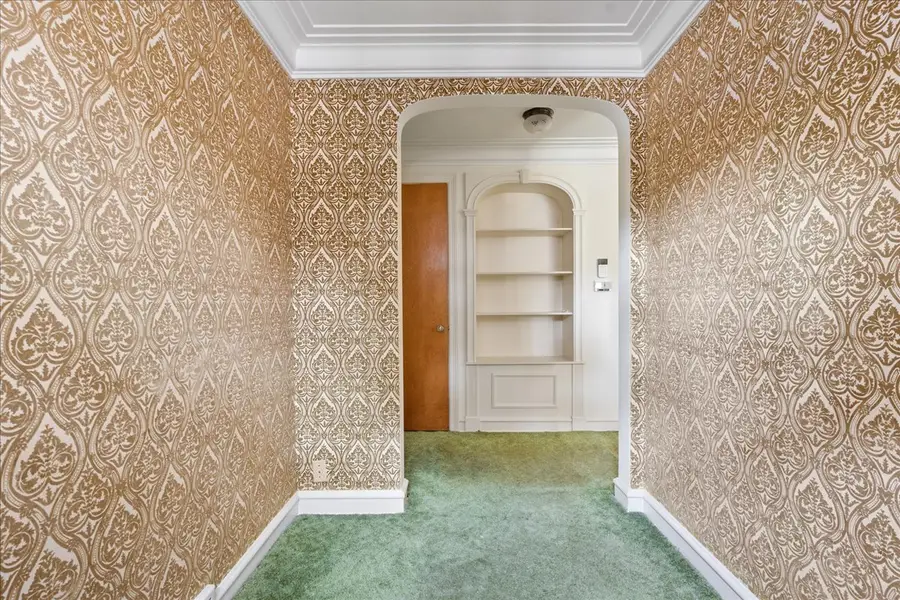 6745 N Leoti Avenue, Chicago, IL 60646 - Image #3