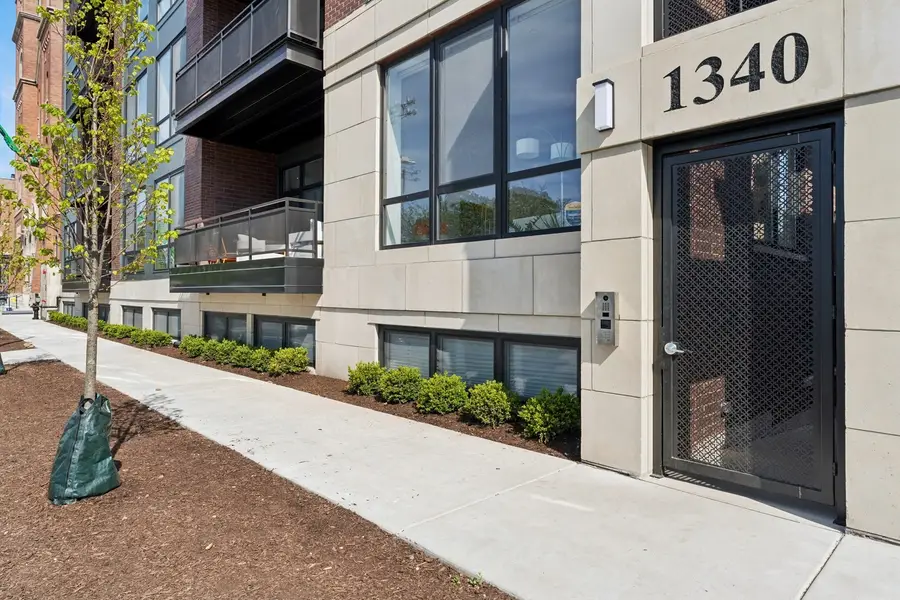 Address Withheld By Seller, Chicago, IL 60642 - #2