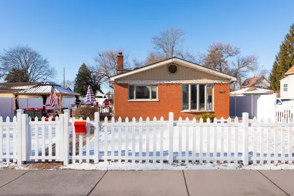 1864 Illinois Street, Des Plaines, IL 60018