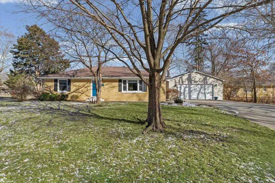 11 Normandy Place, Champaign, IL 61821 - Image #2