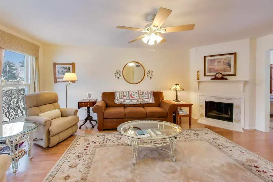 735 Garfield Avenue #735, Libertyville, IL 60048 - Image #2