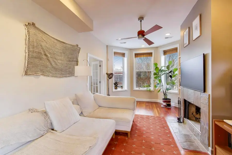 1122 N Winchester Avenue #2, Chicago, IL 60622 - #3